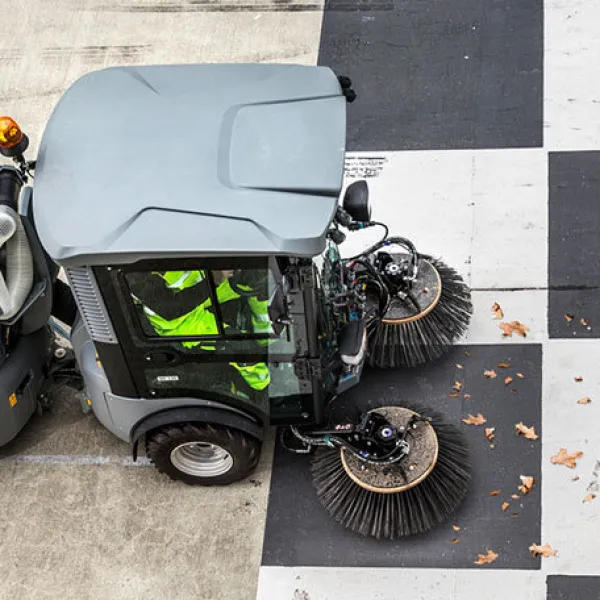 Kommuni&aacute;lis berendez&eacute;sek