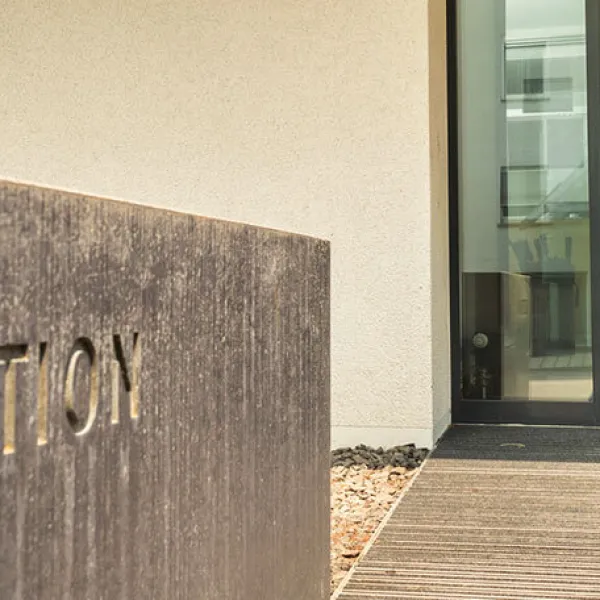 Szőnyeg- &eacute;s k&aacute;rpittiszt&iacute;t&oacute; g&eacute;pek