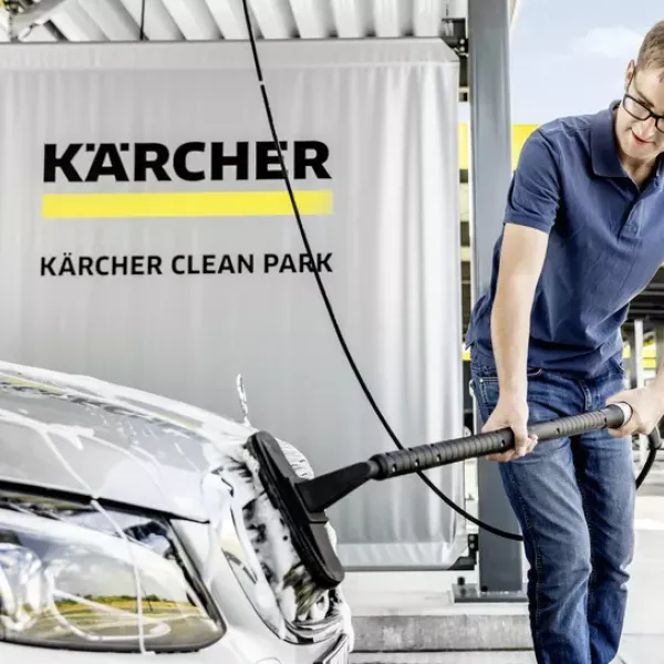 J&aacute;rműtiszt&iacute;t&oacute; rendszerek