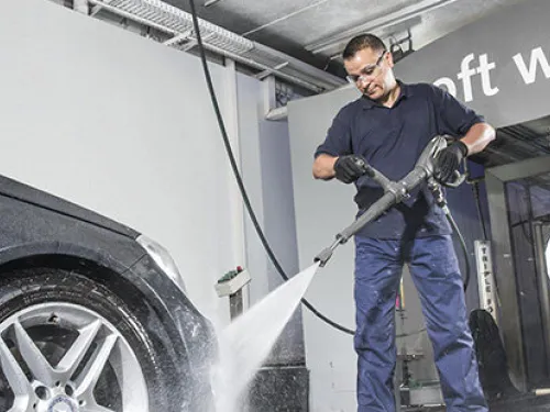 K&ouml;z&eacute;p kateg&oacute;ria