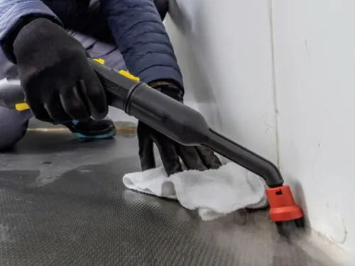 Gőztiszt&iacute;t&oacute;k