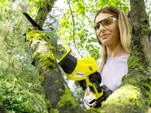 Akkumul&aacute;toros &aacute;g-&eacute;s s&ouml;v&eacute;nyv&aacute;g&oacute;