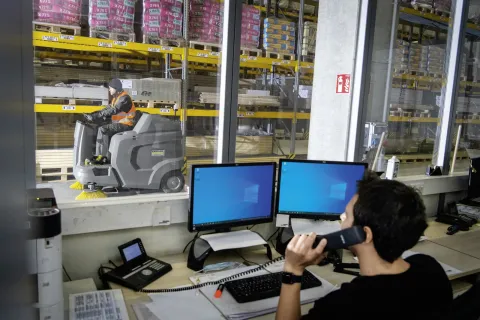 K&auml;rcher Seprő-porsz&iacute;v&oacute; KM 100/120 R Bp Pack 2SB