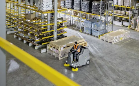 K&auml;rcher Seprő-porsz&iacute;v&oacute; KM 100/120 R Bp Pack