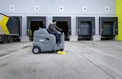 K&auml;rcher Seprő-porsz&iacute;v&oacute; KM 100/120 R G 2SB