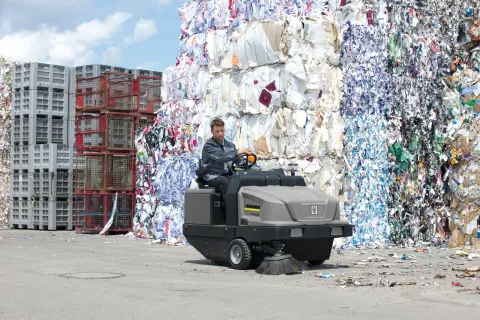 K&auml;rcher Seprő-porsz&iacute;v&oacute; KM 130/300 R D