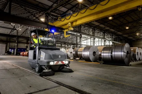 K&auml;rcher Seprő-porsz&iacute;v&oacute; KM 130/300 RI Bp Pack