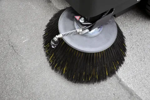 K&auml;rcher Seprő-porsz&iacute;v&oacute; KM 150/500 R LPG