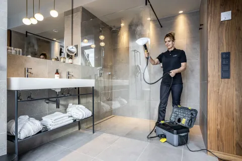 K&auml;rcher Gőztiszt&iacute;t&oacute; SG 4/2 Classic