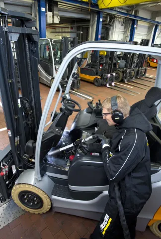 K&auml;rcher Sz&aacute;razjeges tiszt&iacute;t&oacute; IB 15/120