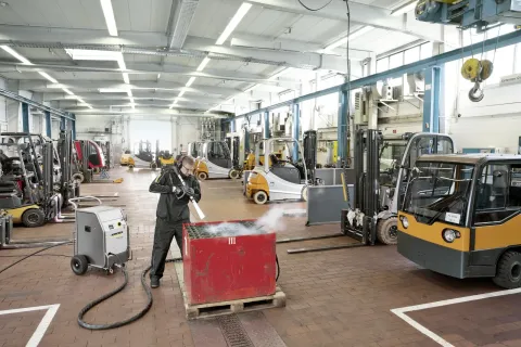 K&auml;rcher Sz&aacute;razjeges tiszt&iacute;t&oacute; IB 15/120