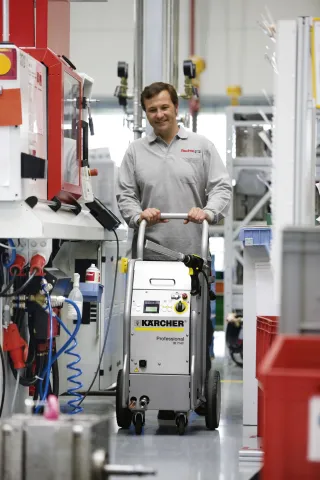 K&auml;rcher Sz&aacute;razjeges tiszt&iacute;t&oacute; IB 7/40 Advanced