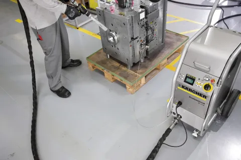 K&auml;rcher Sz&aacute;razjeges tiszt&iacute;t&oacute; IB 7/40 Classic