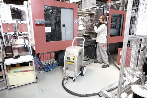 K&auml;rcher Sz&aacute;razjeges tiszt&iacute;t&oacute; IB 7/40 Classic