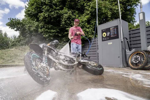 K&auml;rcher &Eacute;rm&eacute;s magasnyom&aacute;s&uacute; tiszt&iacute;t&oacute; SB OB