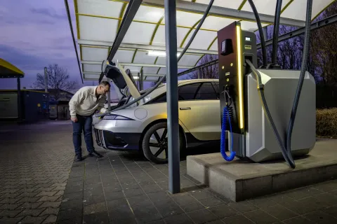 K&auml;rcher &Eacute;rm&eacute;s &ouml;nkiszolg&aacute;l&oacute; porsz&iacute;v&oacute; SB V K!Vac