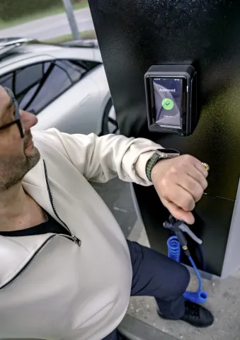 K&auml;rcher &Eacute;rm&eacute;s &ouml;nkiszolg&aacute;l&oacute; porsz&iacute;v&oacute; SB V K!Vac