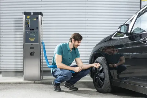 K&auml;rcher Forecourt egys&eacute;g Levegőtorony