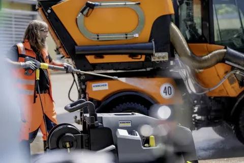 K&auml;rcher Magasnyom&aacute;s&uacute; mos&oacute; HDS 8/18-4 C