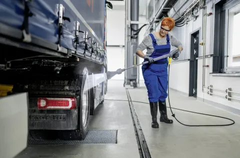 K&auml;rcher Magasnyom&aacute;s&uacute; mos&oacute; HD 10/21-4St