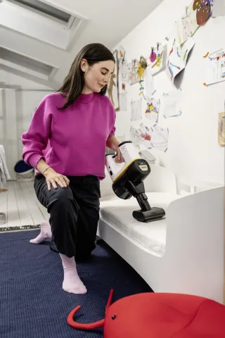 K&auml;rcher Akkumul&aacute;toros porsz&iacute;v&oacute; VC 6 Cordless ourFamily Extra