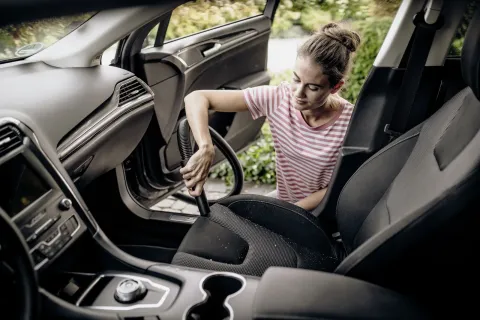 K&auml;rcher Nedves &eacute;s sz&aacute;raz porsz&iacute;v&oacute; WD 2 Plus V-12/4/18/C (YYY)