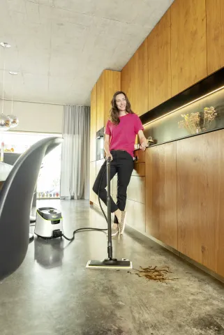 K&auml;rcher Gőztiszt&iacute;t&oacute; SC 5 Deluxe Signature Line