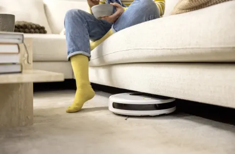 K&auml;rcher Robotporsz&iacute;v&oacute; felmos&oacute; funkci&oacute;val RCV 2