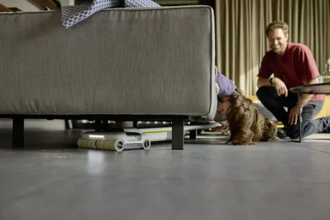 K&auml;rcher Kem&eacute;nypadl&oacute; tiszt&iacute;t&oacute; FC 8 Smart Signature Line *EU