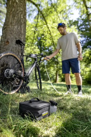 K&auml;rcher K&eacute;zi tiszt&iacute;t&oacute; OC Handheld Compact Plus