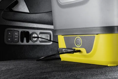 K&auml;rcher Mobil k&uuml;lt&eacute;ri tiszt&iacute;t&oacute; OC 4 + Pet Kit