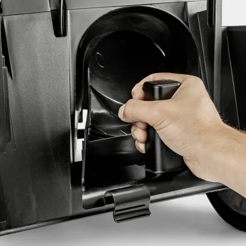 K&auml;rcher Akkumul&aacute;toros fűny&iacute;r&oacute; LMO 4-18 Dual Battery Set