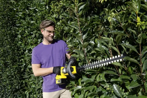 K&auml;rcher Akkumul&aacute;toros s&ouml;v&eacute;nyv&aacute;g&oacute; HGE 36-60 Akkumul&aacute;toros s&ouml;v&eacute;nyv&aacute;g&oacute; k&eacute;szlet