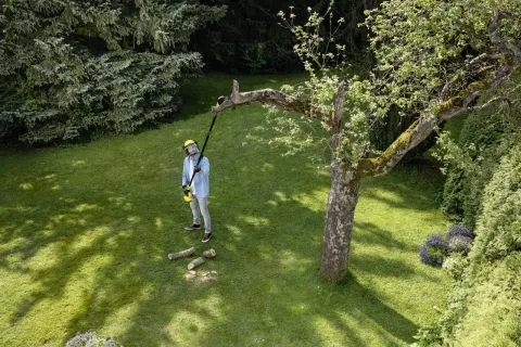 K&auml;rcher Akkumul&aacute;toros magass&aacute;gi l&aacute;ncfűr&eacute;sz PSW Battery 18-20 &aacute;gv&aacute;g&oacute; fűr&eacute;sz