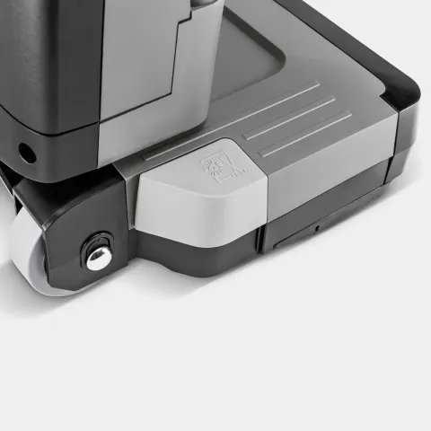 K&auml;rcher Akkumul&aacute;toros &aacute;ll&oacute; kef&eacute;s porsz&iacute;v&oacute; CV 30/2 Bp