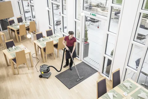 K&auml;rcher Nedves &eacute;s sz&aacute;raz porsz&iacute;v&oacute; NT 22/1 Ap Te Adv L