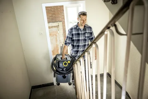 K&auml;rcher Nedves &eacute;s sz&aacute;raz porsz&iacute;v&oacute; NT 30/1 Ap Te H