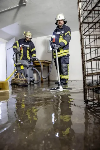 K&auml;rcher Nedves &eacute;s sz&aacute;raz porsz&iacute;v&oacute; NT 50/1 Mwf