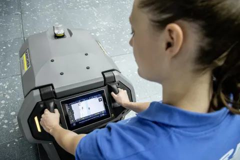 K&auml;rcher S&uacute;rol&oacute;-sz&iacute;v&oacute;g&eacute;p KIRA B 50