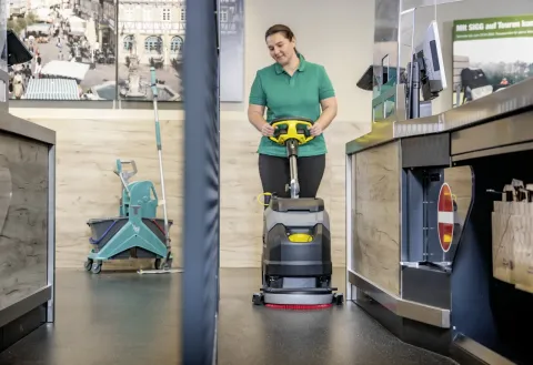 K&auml;rcher S&uacute;rol&oacute;-sz&iacute;v&oacute;g&eacute;p BD 35/15 C Classic Bp Pack