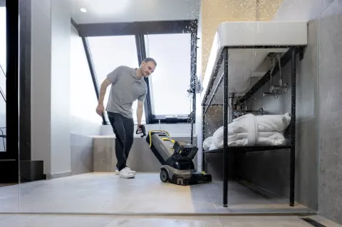 K&auml;rcher S&uacute;rol&oacute;-sz&iacute;v&oacute;g&eacute;p BR 30/4 C BP