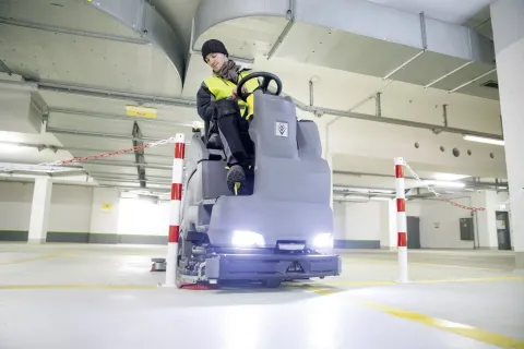 K&auml;rcher S&uacute;rol&oacute;-sz&iacute;v&oacute;g&eacute;p B 150 R Bp Pack DOSE+SSD+240Ah Wet+R+D90