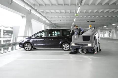 K&auml;rcher S&uacute;rol&oacute;-sz&iacute;v&oacute;g&eacute;p B 300 R I LPG + SSD jobb